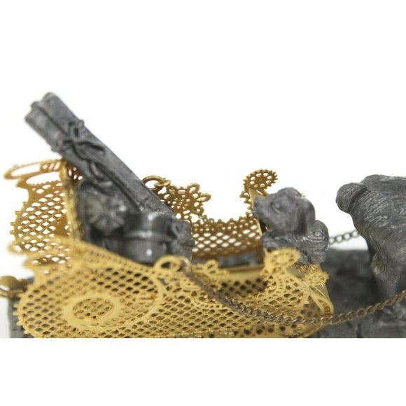 Pewter Ore Christmas Reindeer Pulling Sleigh With Puppy & Holiday Presents - Picture 5 of 7